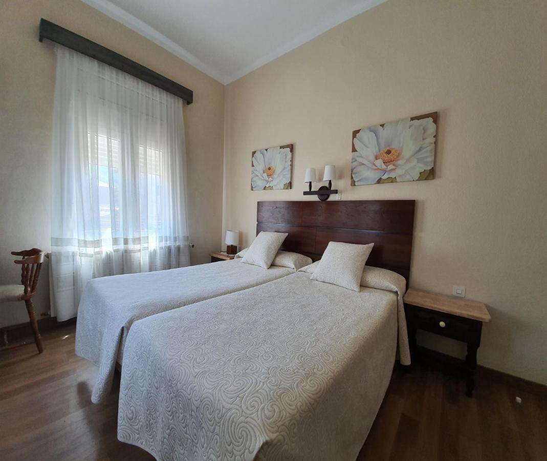 Hostal Canigo El Pont de Suert Εξωτερικό φωτογραφία