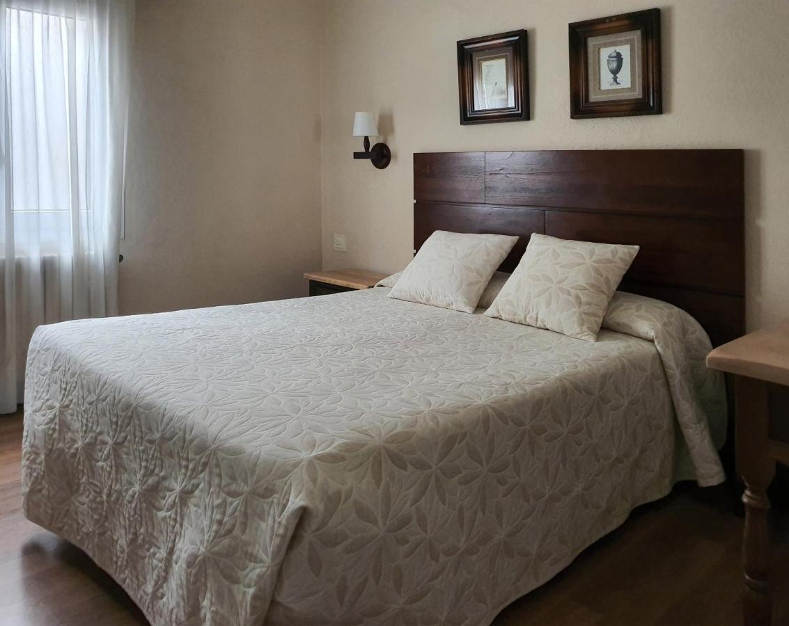 Hostal Canigo El Pont de Suert Εξωτερικό φωτογραφία