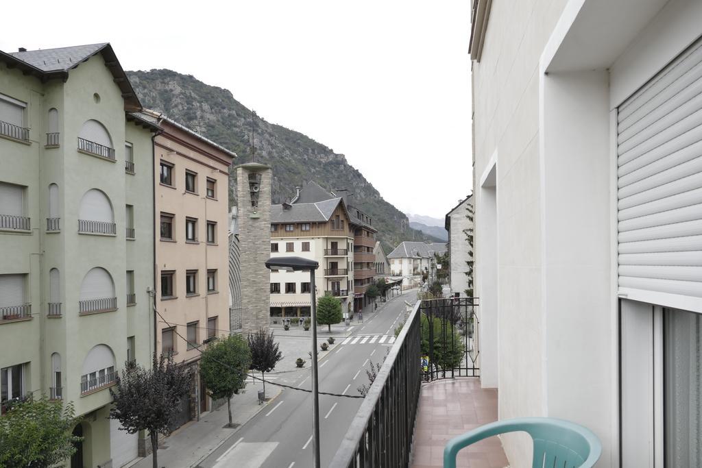 Hostal Canigo El Pont de Suert Εξωτερικό φωτογραφία